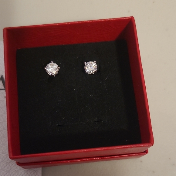 Moissanite Stud Earrings in Silver - Picture 2 of 3